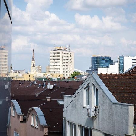 Boulevard Studio Apartment Újvidék Kültér fotó