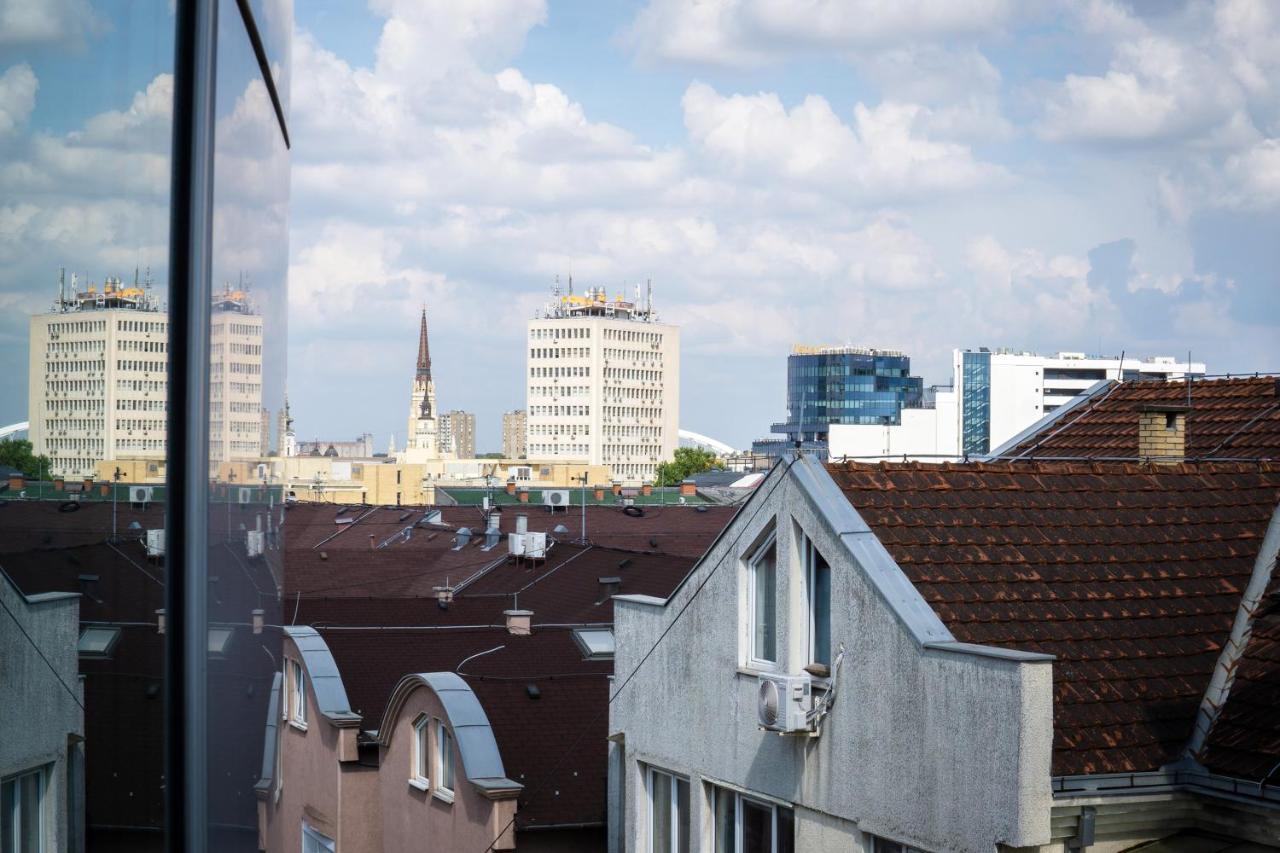 Boulevard Studio Apartment Újvidék Kültér fotó